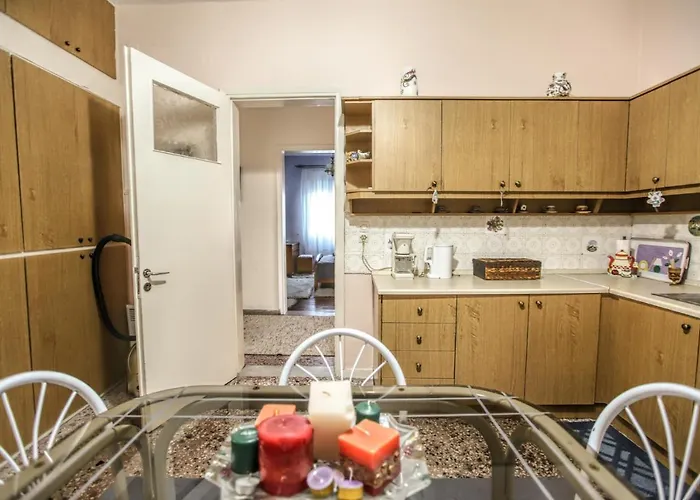 Apartment Corner Retro